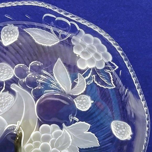 Serving Platter WP&G Bountiful Frosted Crystal Fruit Design 14" Vintage Platter - Picture 4 of 10